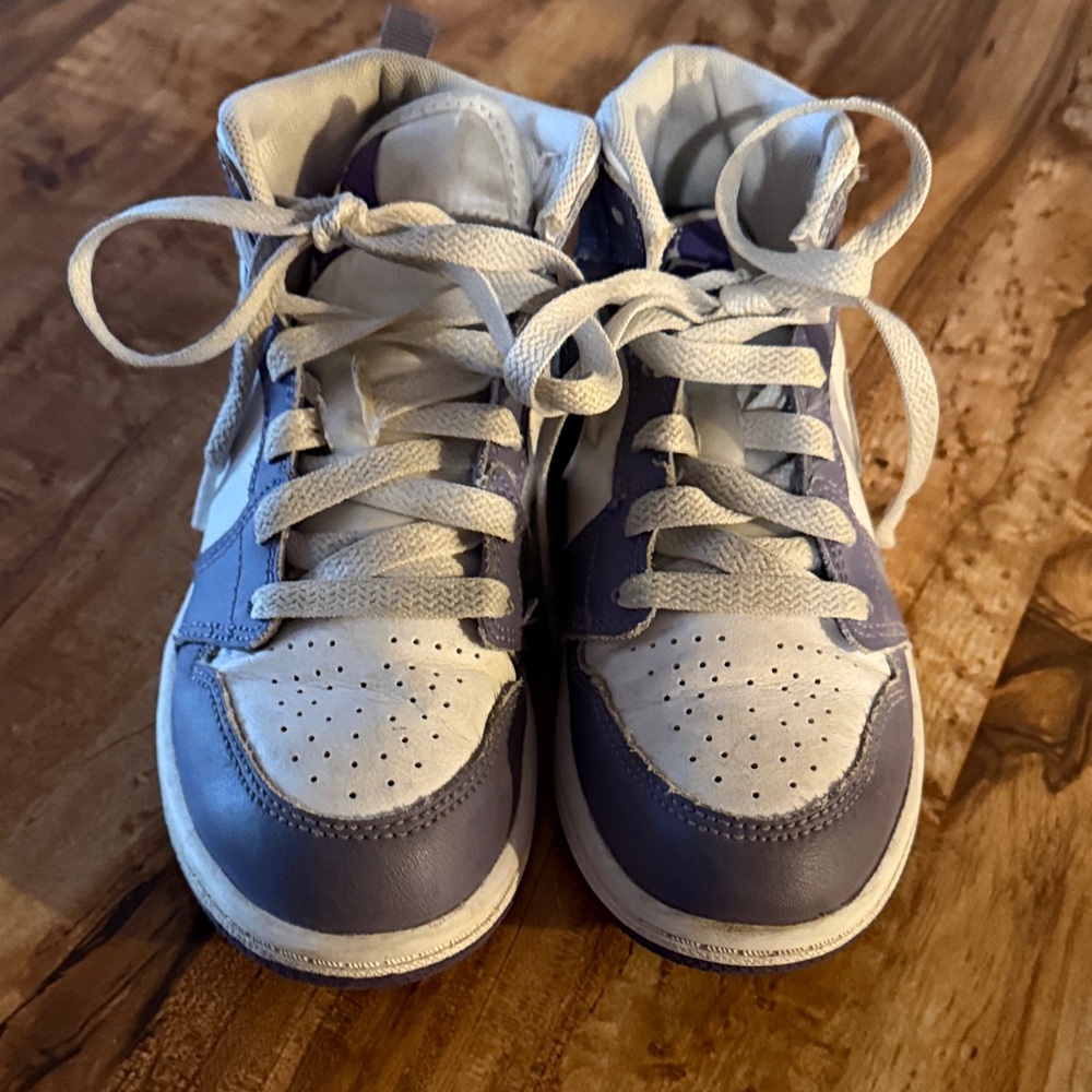 Kids Lavender and White High-Top Sneakers Nike Jordans